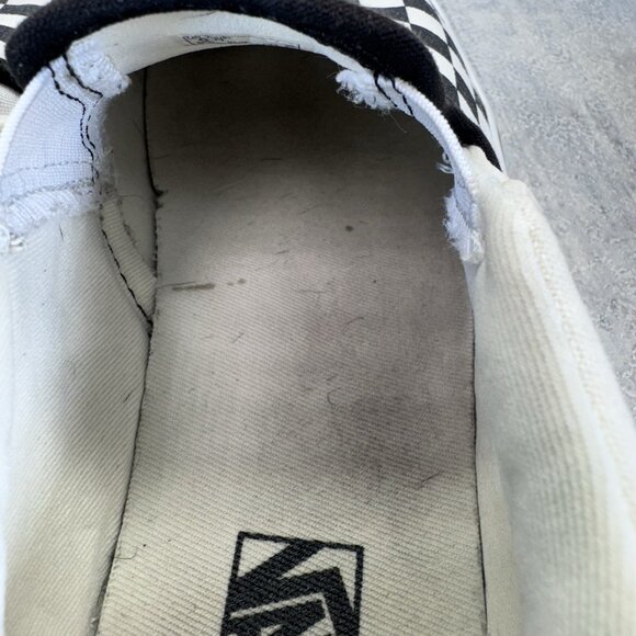 VANS Classic Slip On Shoes Black & White Checkered Youth  6 UK 5 Size - Picture 8 of 10